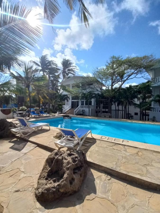 Maasai Villas モンバサ エクステリア 写真
